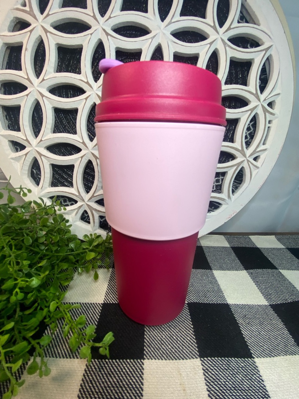 New Tupperware Two-Tone Pink Travel Mug - Dark Rose and Light Pink